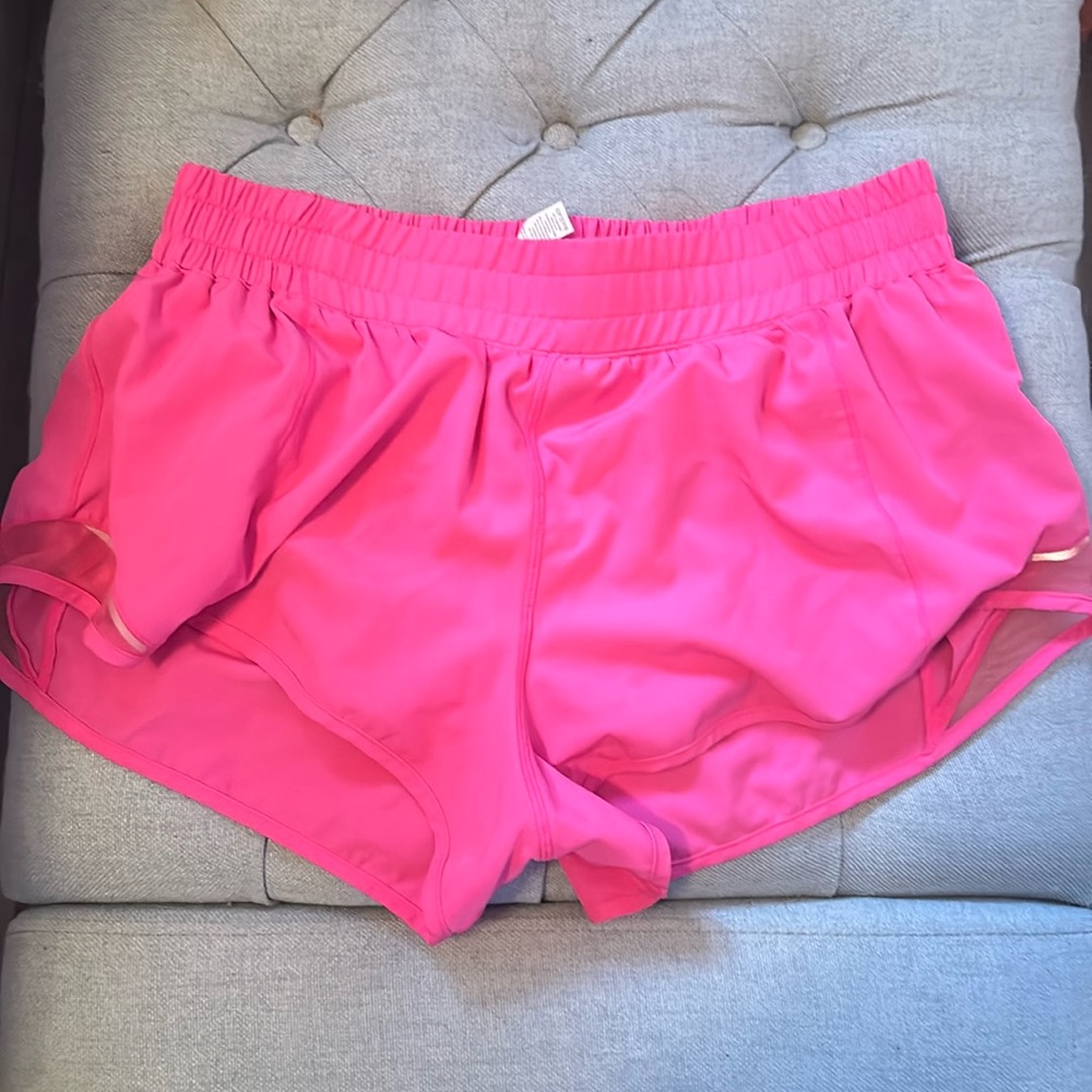 Pink Lululemon hotty hot shorts